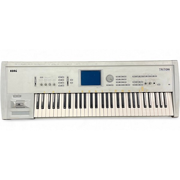 Used KORG Triton Classic 61 Key Keyboard Workstation