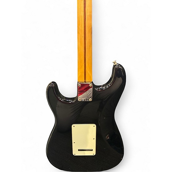 Used Fender Special Edition Standard Stratocaster Black Solid Body Electric Guitar