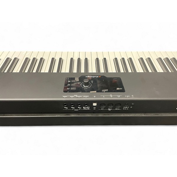 Used Studiologic SL73 Studio MIDI Controller