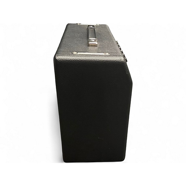 Used Fender Vibro Champ Reverb-Amp Tube Guitar Combo Amp