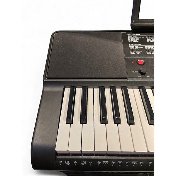 Used Casio CT-X700