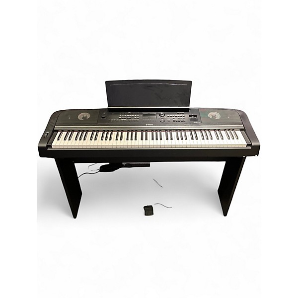 Used Yamaha DGX670B Portable Keyboard