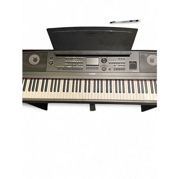 Used Yamaha DGX670B Portable Keyboard