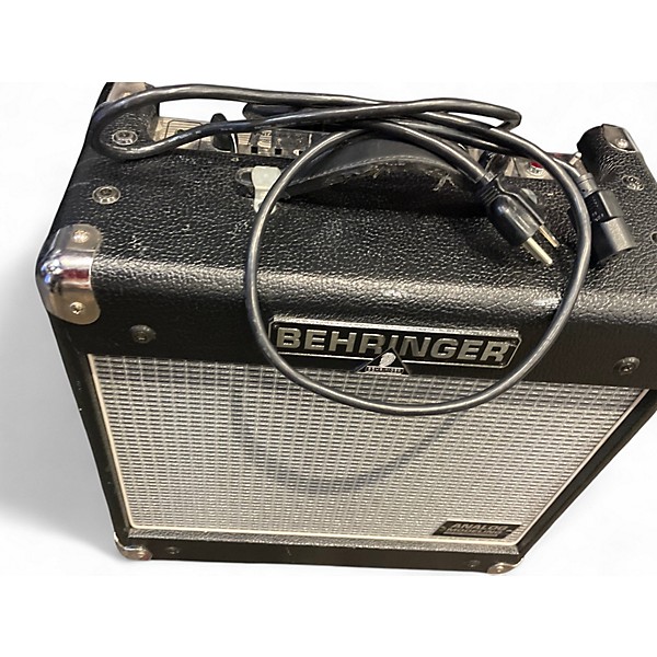 Used Behringer VINTAGER GM110 Guitar Combo Amp
