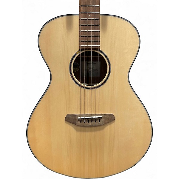 Used Breedlove Discovery Concert Natural Acoustic Guitar
