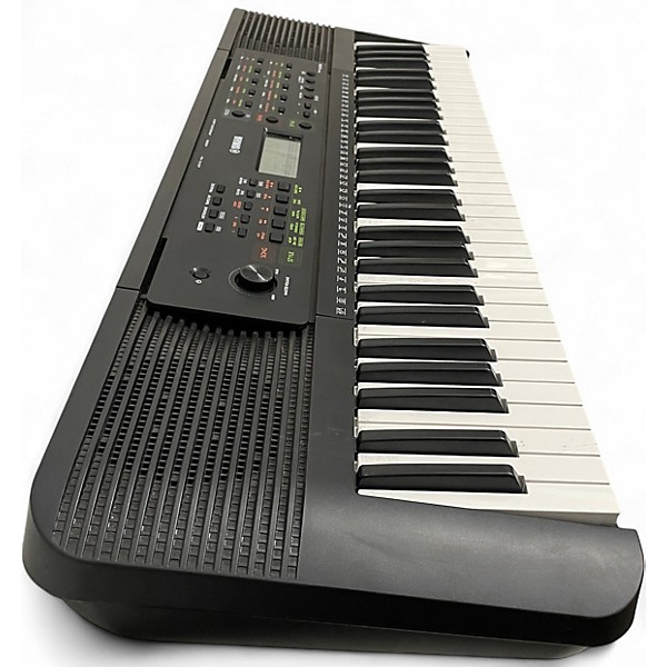 Used Yamaha PSRE263 61 Key Portable Keyboard