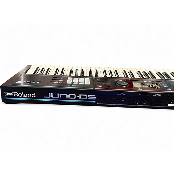 Used Roland JUNO DS61 Synthesizer