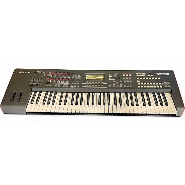 Used Yamaha MOXF6 Keyboard Workstation