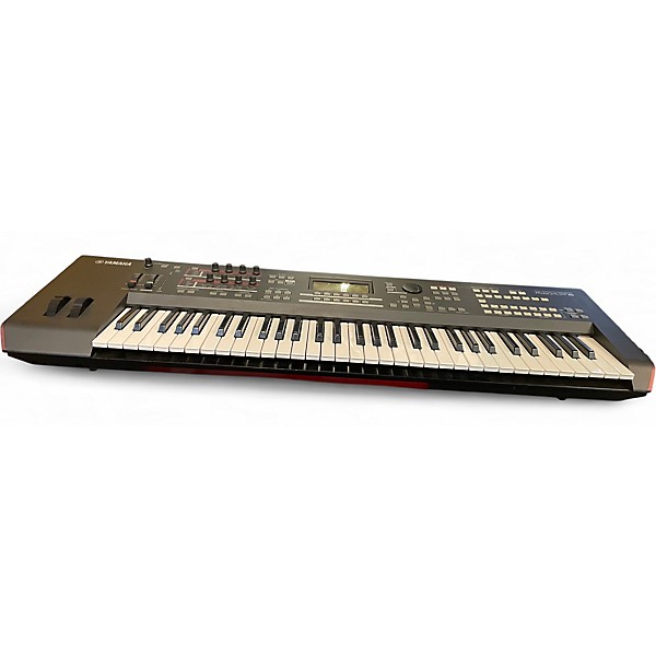 Used Yamaha MOXF6 Keyboard Workstation