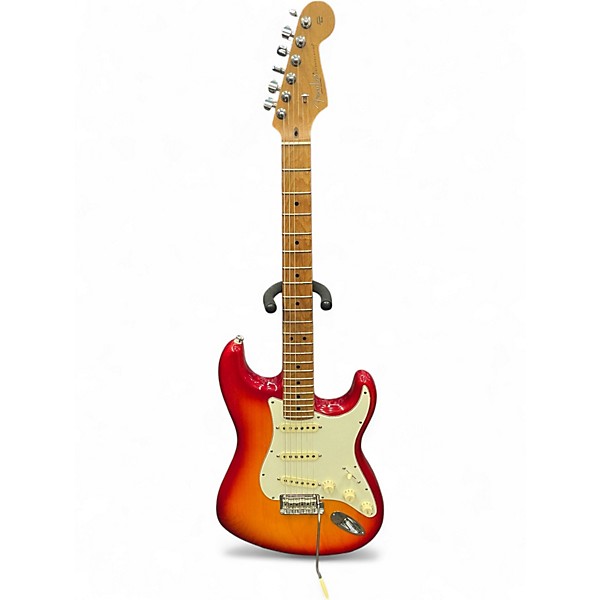 Used Fender AMERICAN PROFESSIONAL STRATOCASTER CHERRY BURST Solid Body Electric Guitar