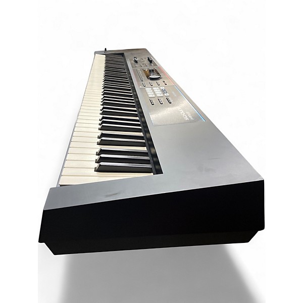 Used Roland JUNO DS88 Synthesizer