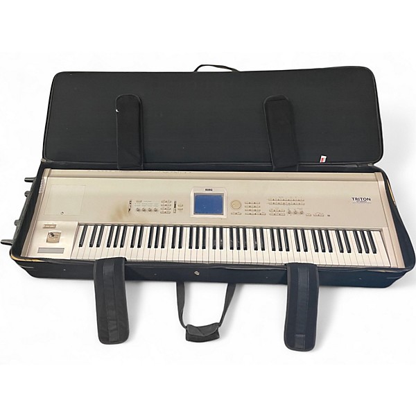 Used KORG TRITON ST88 Keyboard Workstation