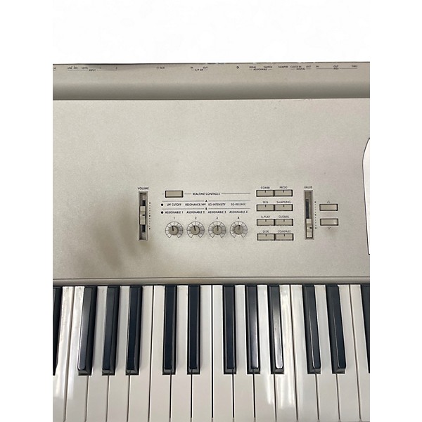 Used KORG TRITON ST88 Keyboard Workstation