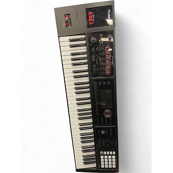 Used Roland fa06 Synthesizer