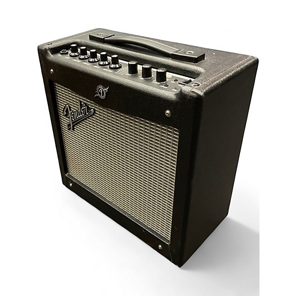 Used Fender MUSTANG V.2 Guitar Combo Amp