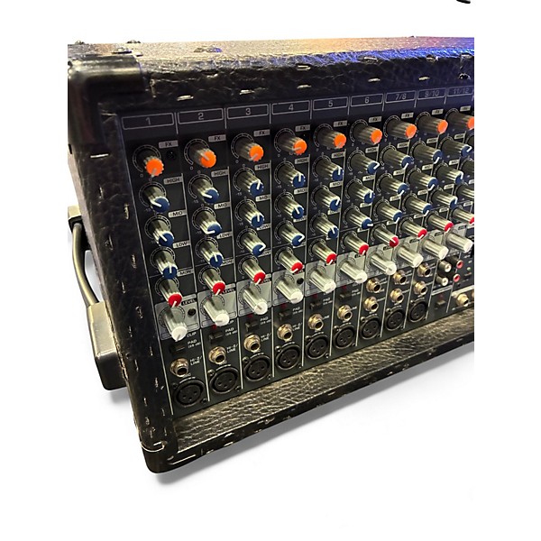 Used Behringer PMP2000 Powered Mixer