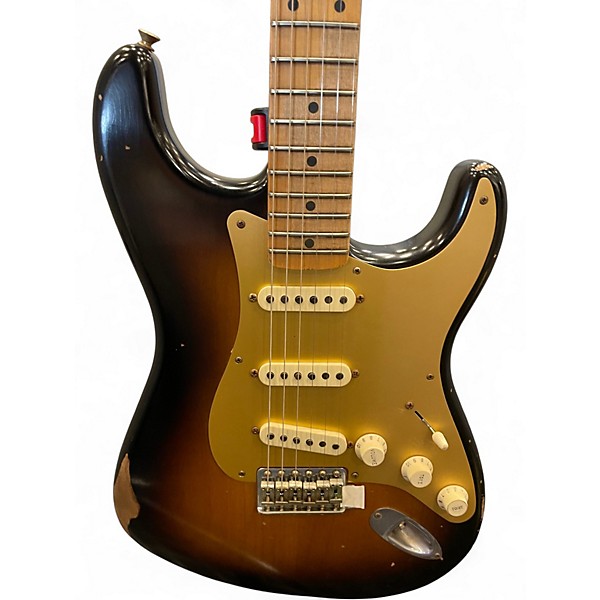 Used Fender Road Worn 1950S Stratocaster 2 Color Sunburst Solid Body Electric Guitar