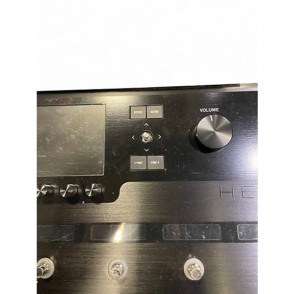 Used Line 6 Helix with bag Effect Processor