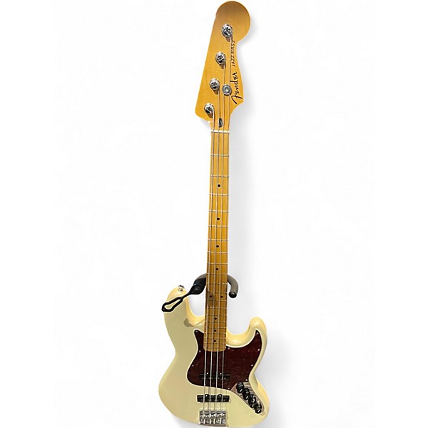 Used Fender PLAYER PLUS JAZZ BASS Antique White Electric Bass Guitar