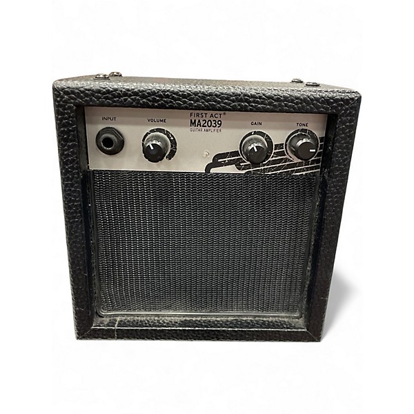 Used First Act MA2039 Battery Powered Amp