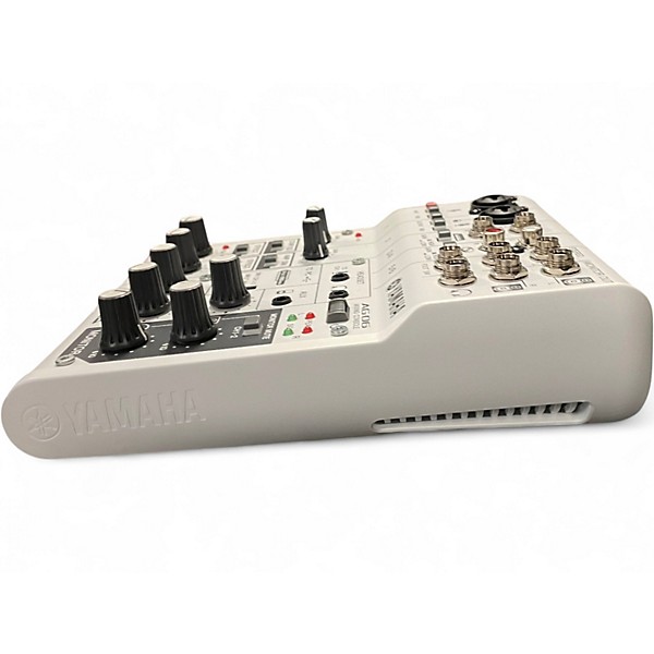 Used Yamaha AG06 Unpowered Mixer