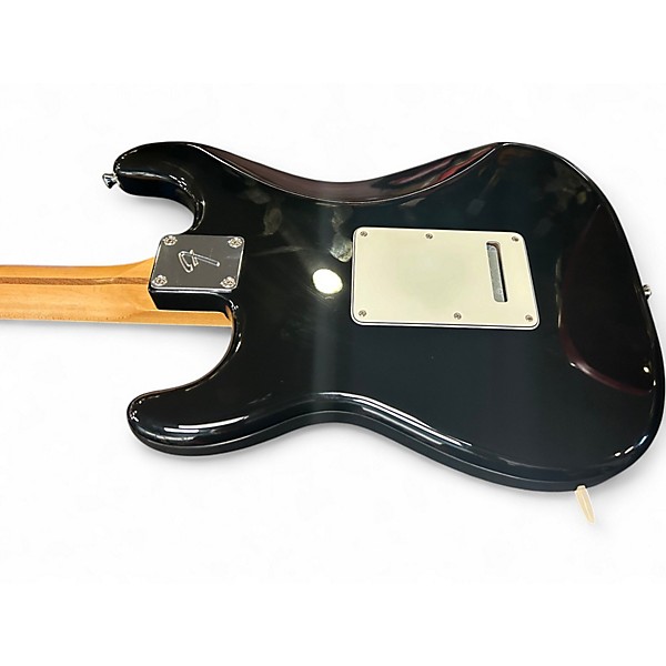 Used Fender PLAYER II HSS BLACK Solid Body Electric Guitar