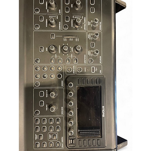 Used 2006 Midas M32R with road case Digital Mixer