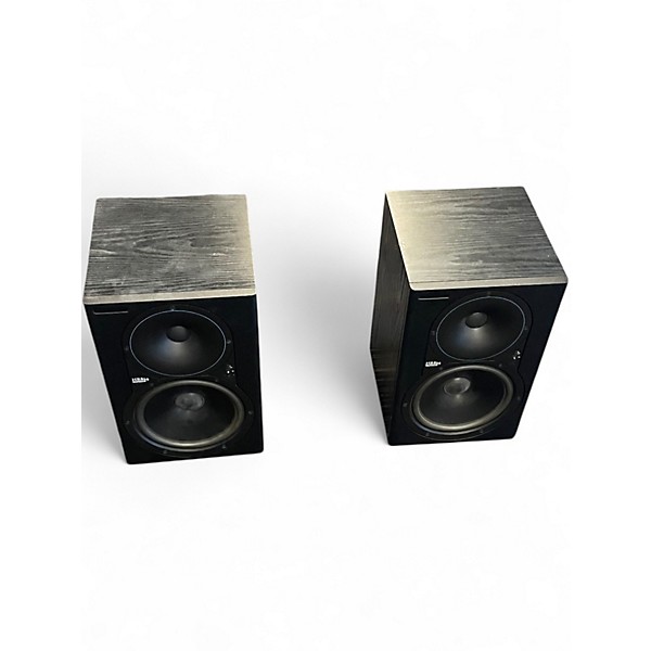 Used Mackie HR824 Pair Powered Monitor