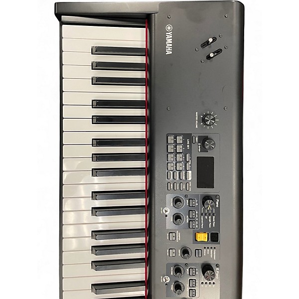 Used Yamaha CP73 73 Key Stage Piano