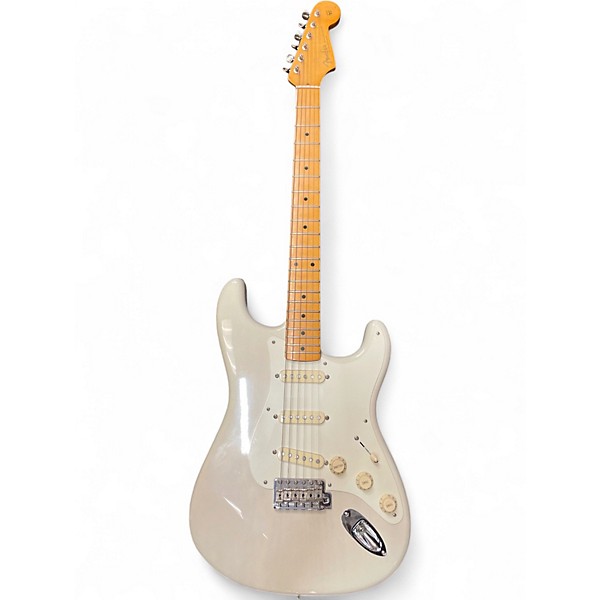 Used Fender Artist Series Eric Johnson Stratocaster white Solid Body Electric Guitar