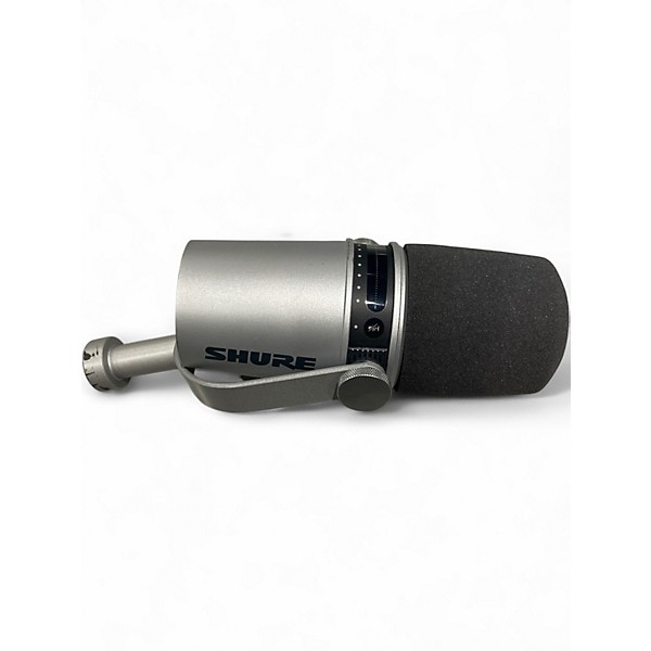 Used Shure mv7 Dynamic Microphone