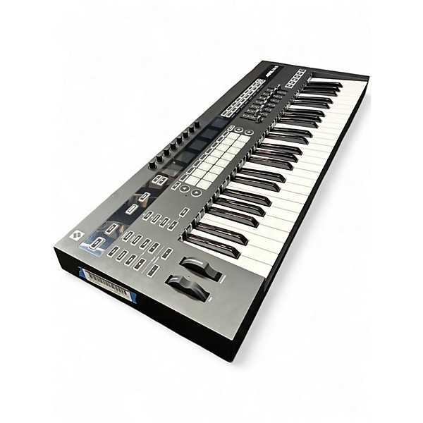 Used Native Instruments Komplete Kontrol S49 MK3