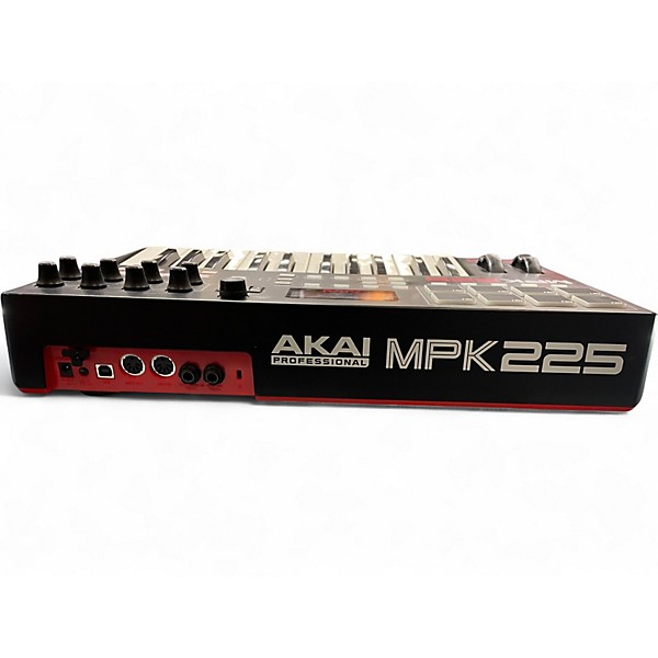Used Akai Professional MPK225 25-Key MIDI Controller