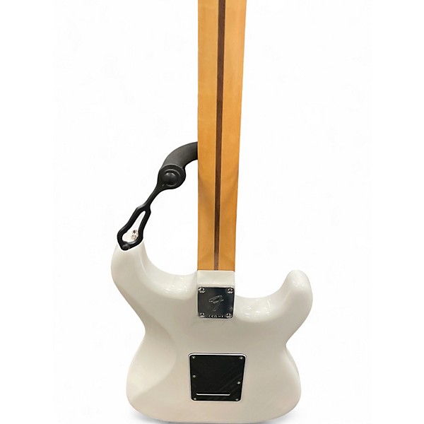 Used Fender PLAYER 2 WHITE Solid Body Electric Guitar
