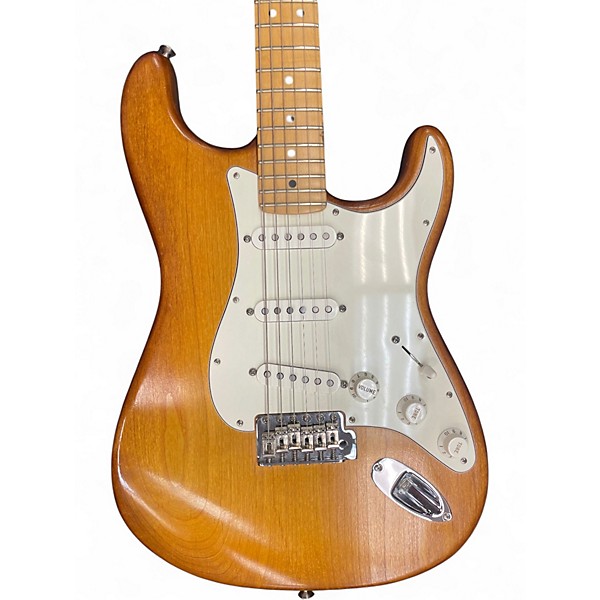Used Fender 60th Anniversary Stratocaster Natural Solid Body Electric Guitar