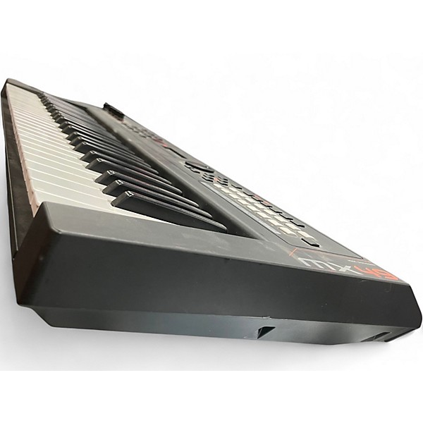 Used Yamaha MX49 49 Key Keyboard Workstation