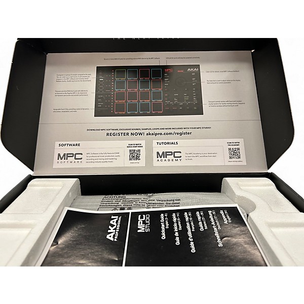 Used Akai Professional MPC STUDIO BLACK Production Controller
