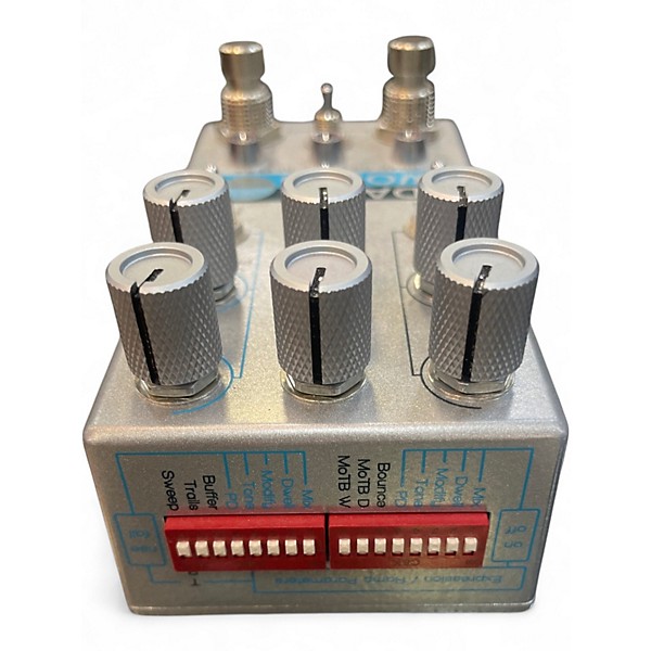 Used Dark World DUAL CHANNEL REVERB Effect Pedal Effect Pedal