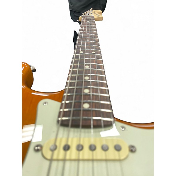 Used Fender American Performer Stratocaster Honey Blonde Solid Body Electric Guitar