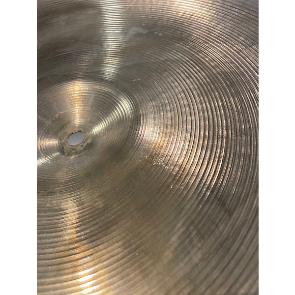 Used Zildjian 16in Avedis Crash Cymbal