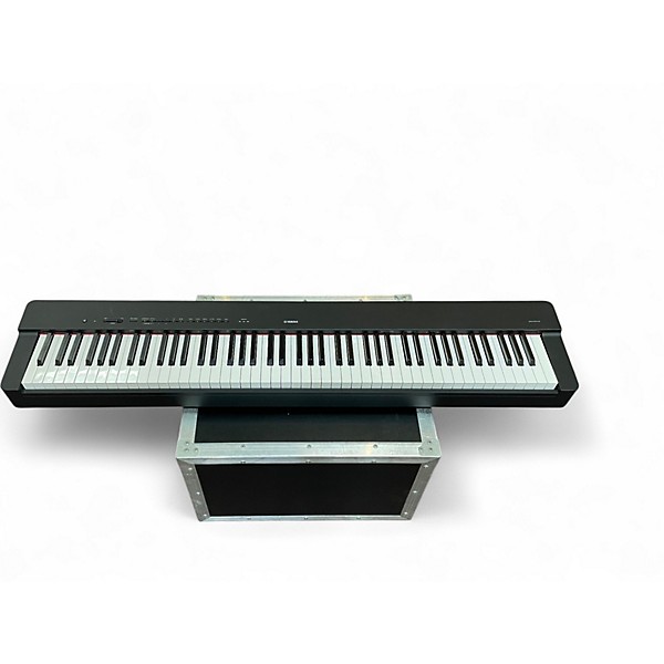 Used Yamaha P-225 Stage Piano