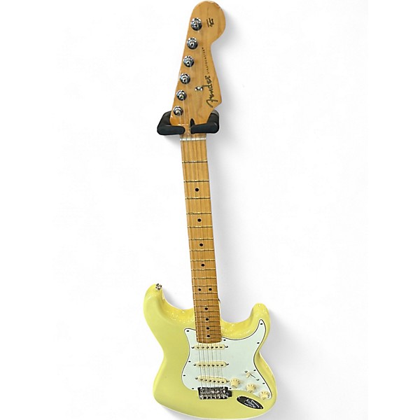 Used Fender player ii stratocaster yellow Solid Body Electric Guitar