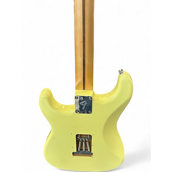 Used Fender player ii stratocaster yellow Solid Body Electric Guitar