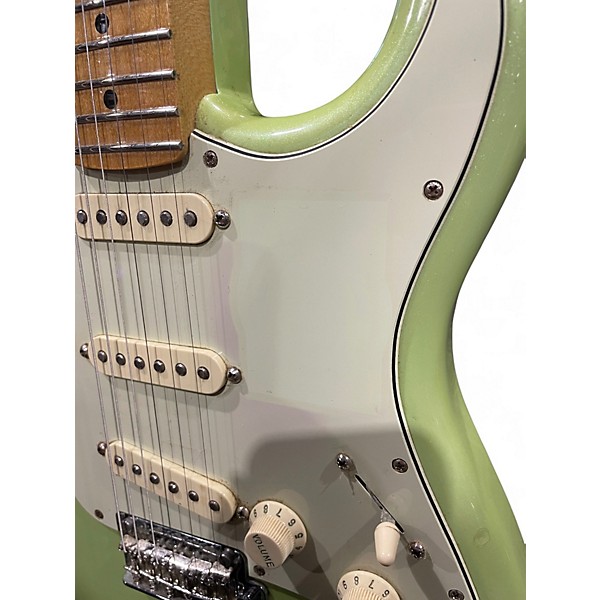 Used Fender LIMITED EDITION PLAYER STRAT Seafoam Pearl Solid Body Electric Guitar