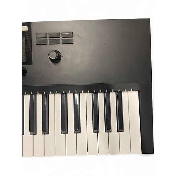 Used Native Instruments Komplete Kontrol S49 MK2 MIDI Controller