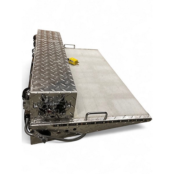 Used Trailer Trash Pedalboards 30x18 Pedal Board