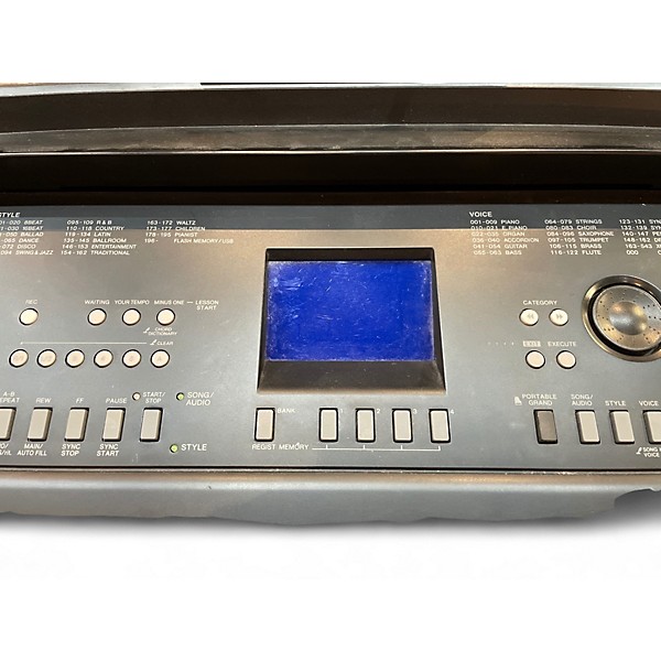 Used Yamaha DGX650 88 Key Portable Keyboard
