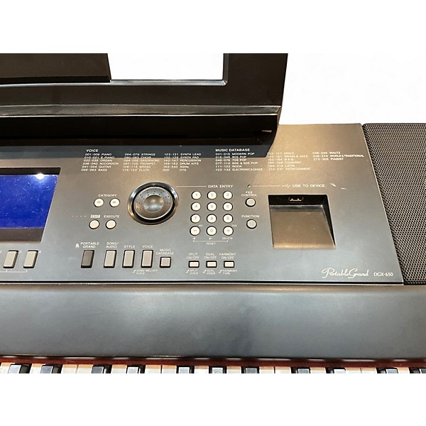 Used Yamaha DGX650 88 Key Portable Keyboard