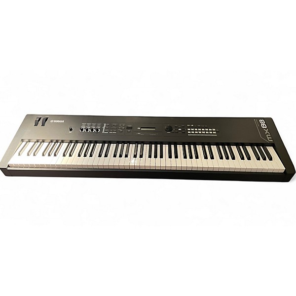 Used Yamaha MX88BK Synthesizer