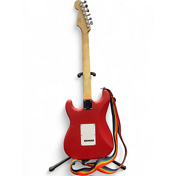 Used Squier DEBUT STRAT Satin Red Solid Body Electric Guitar